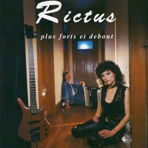 Plus forts et debout