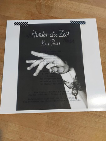 Hinter die Zeit