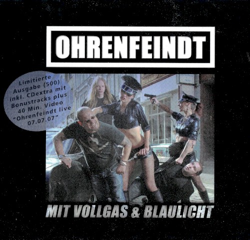 Mit Vollgas & Blaulicht