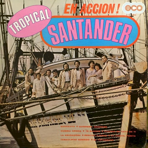 En acción!