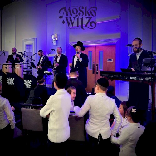 Aug 26 '26 Wedding (Lipa Schmeltzer)