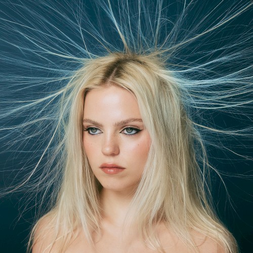 Reneé Rapp &ndash; Snow Angel