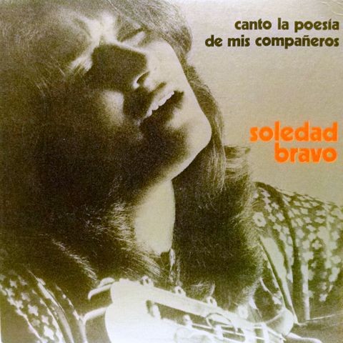 Canto la poesía de mis compañeros