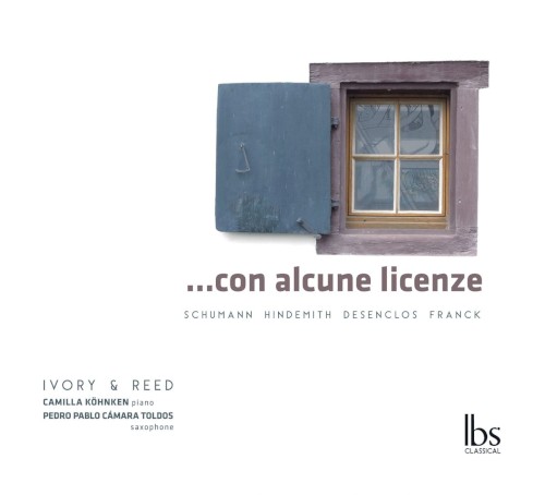 …con alcune licenze