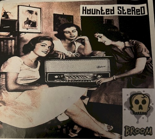 Haunted Stereo by BvOOm.