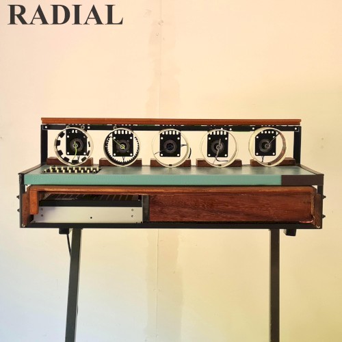 RADIAL