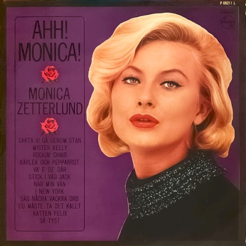 Ahh! Monica!