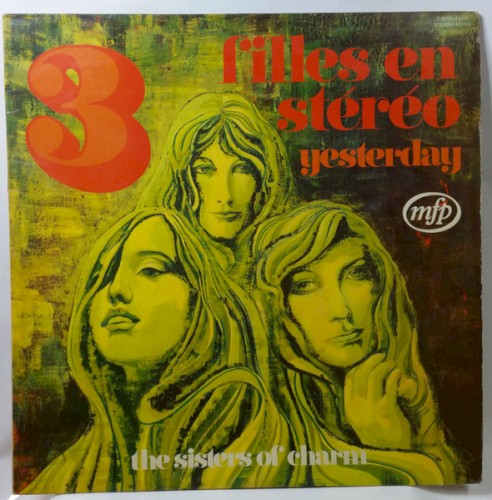 Trois Filles En Stéréo