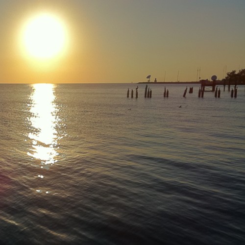 Horizon Glare