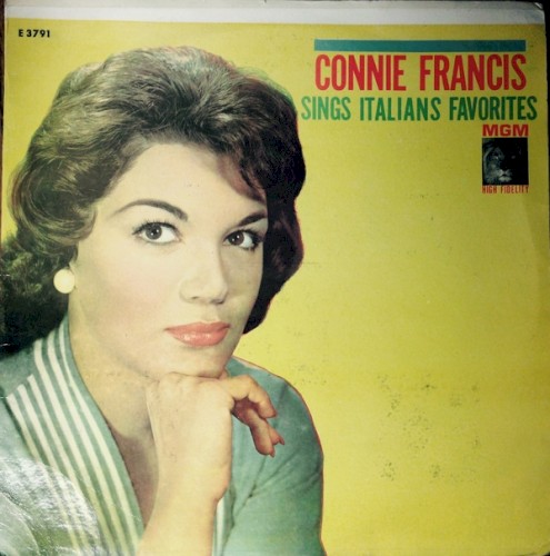 Sings Italian Favorites