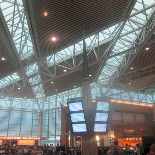 Portland International Airport (PDX)